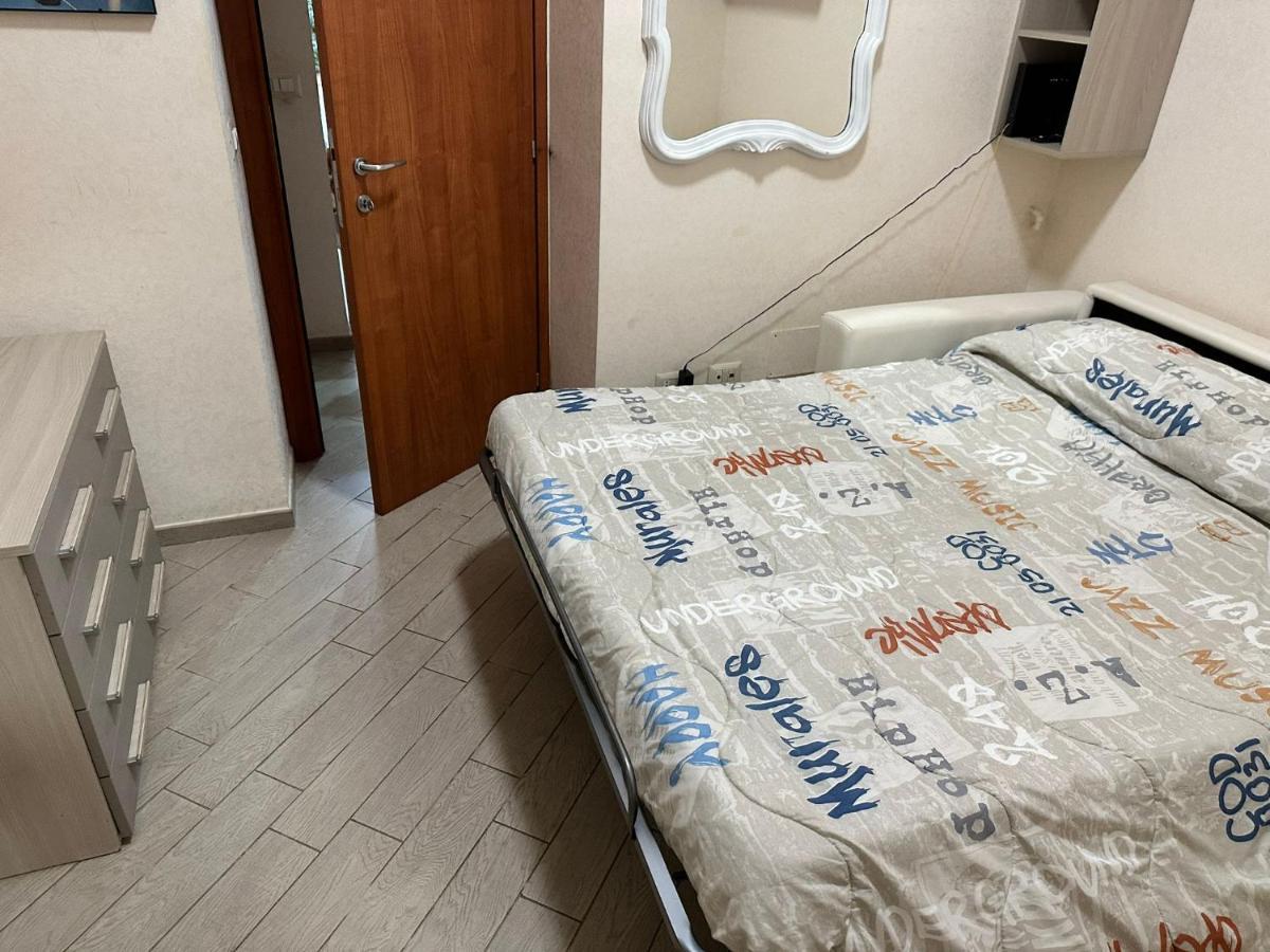 Ferienwohnung Roma Chic Residenza Gemelli Exterior foto
